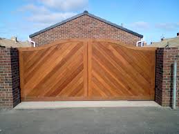 The advantages of timber gates